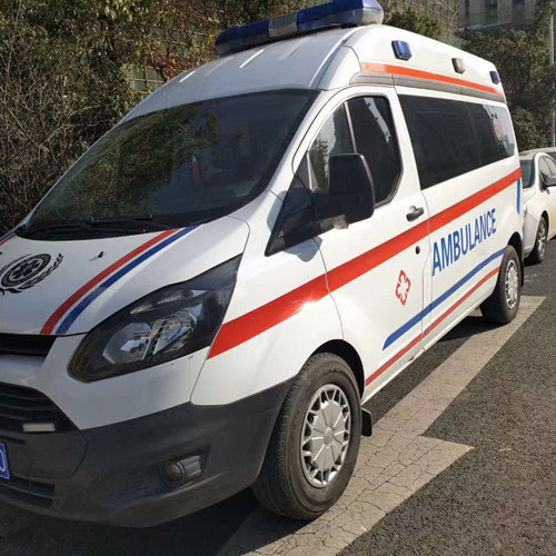 海棠品质救护车出租,为您的健康出行负责