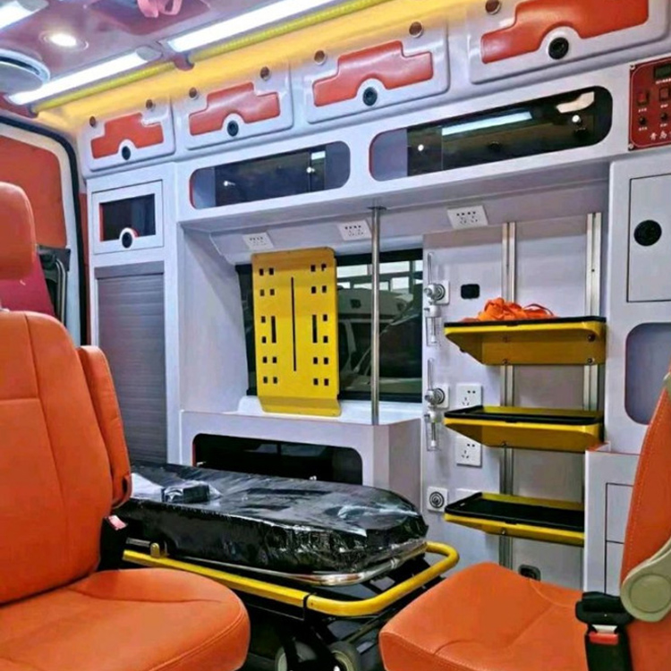 海棠长途救护车护送病人租赁价格